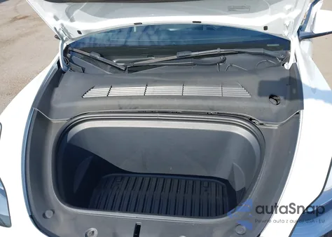 2023 Tesla Model Y Awd/Long Range Dual Motor All-Wheel Drive from USA, damaged, VIN 7SAYGDEE7PF586382